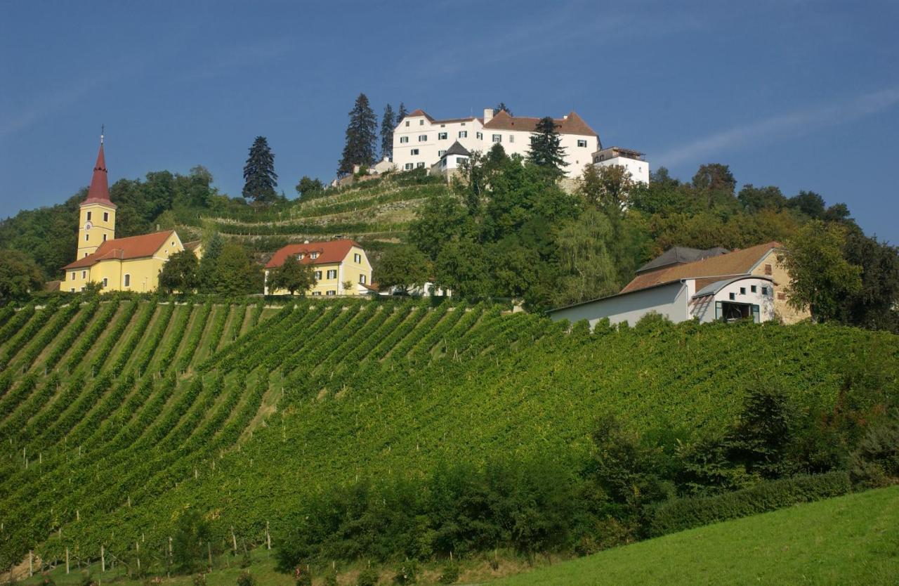 Schloss 캐프펜스타인 외부 사진